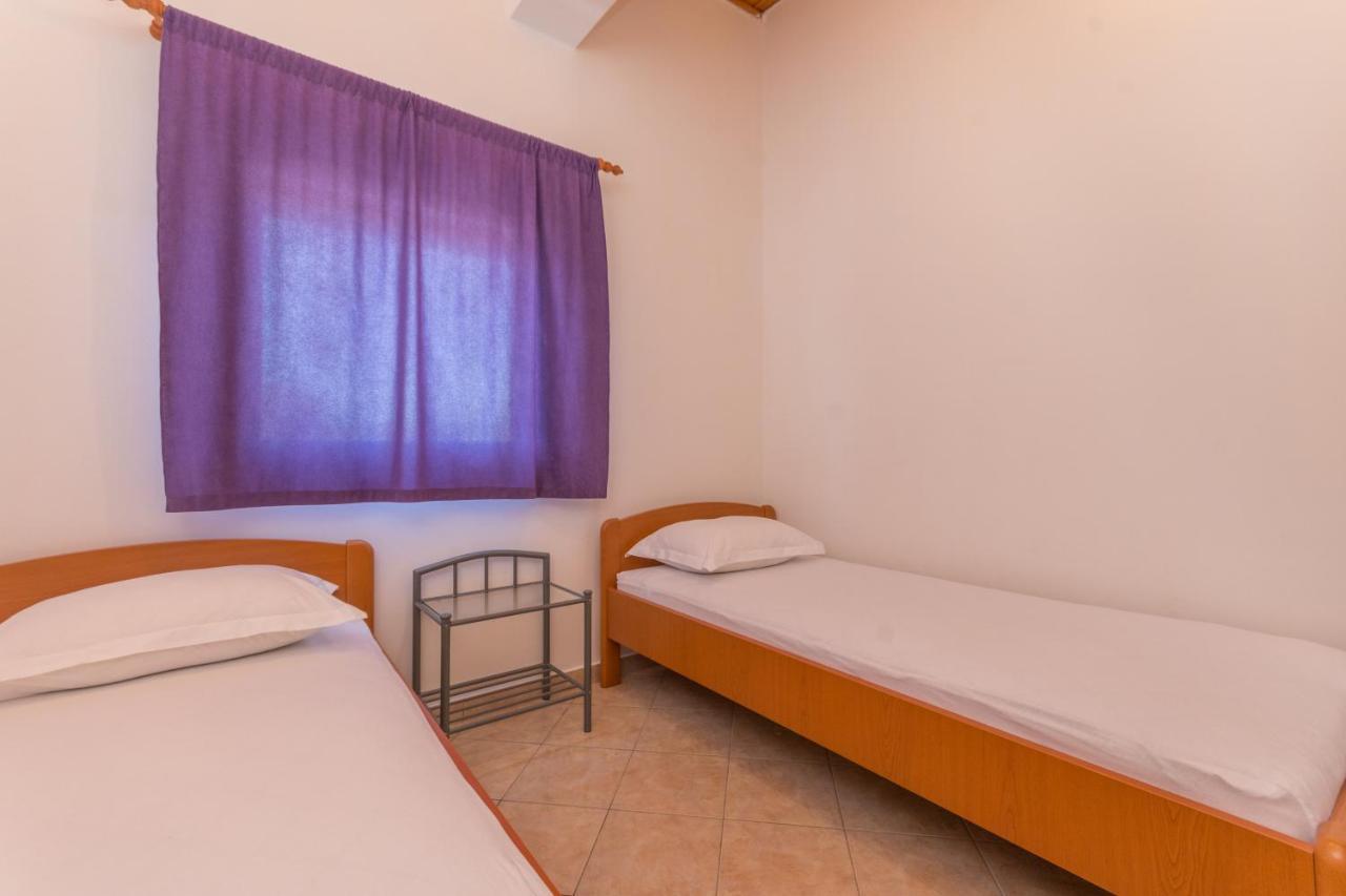 Apartmani Bonaca - 10M To The Sea เกรบัชติซา ภายนอก รูปภาพ
