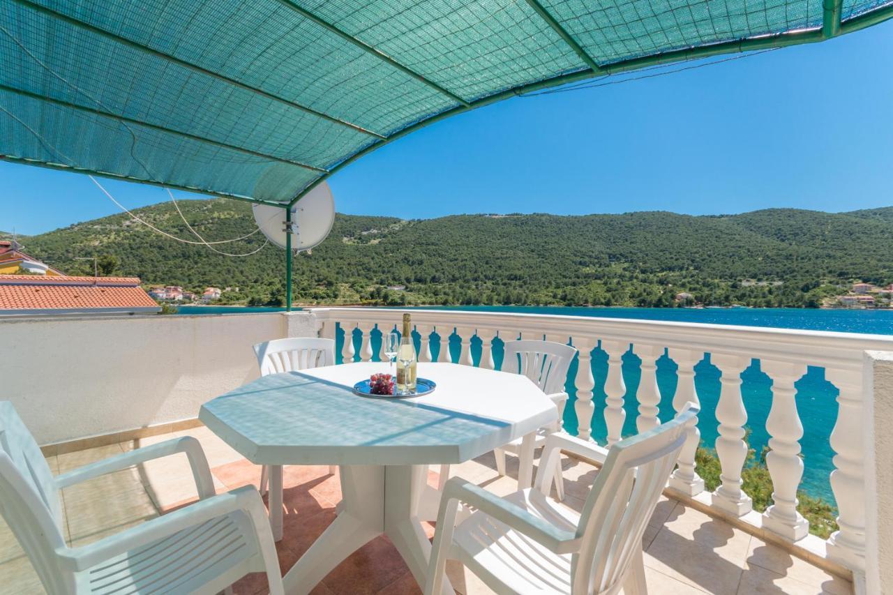Apartmani Bonaca - 10M To The Sea เกรบัชติซา ภายนอก รูปภาพ