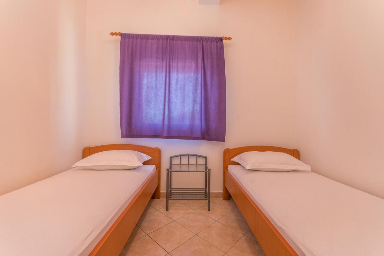 Apartmani Bonaca - 10M To The Sea เกรบัชติซา ภายนอก รูปภาพ